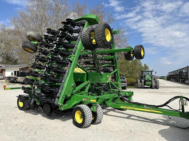 Image of John Deere 1990 equipment image 1