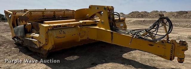 Image of John Deere 2112C equipment image 2