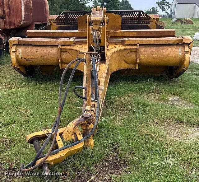 Image of John Deere 2112C equipment image 1