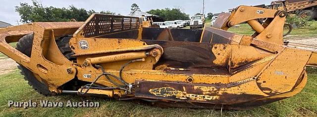 Image of John Deere 2112C equipment image 3