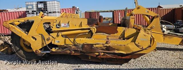 Image of John Deere 2112C equipment image 3