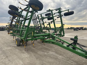 2012 John Deere 2210 Image