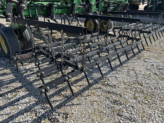 Image of John Deere 2210 equipment image 3