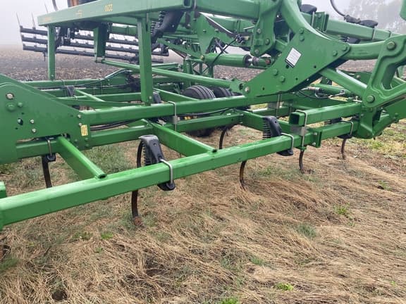 Image of John Deere 2210 equipment image 3