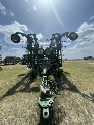 Main image John Deere 2210