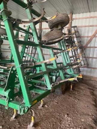 Image of John Deere 2210 equipment image 2