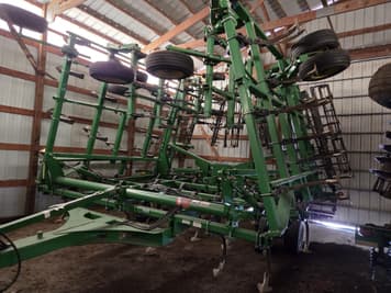 Main image John Deere 2210