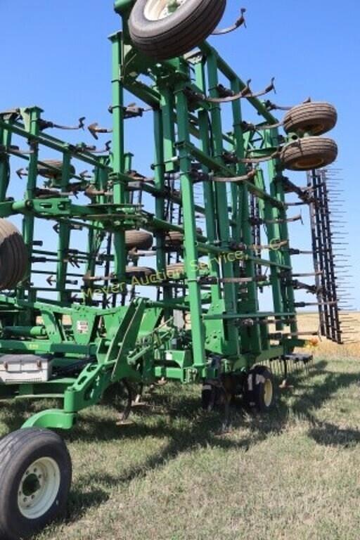 Image of John Deere 2210 equipment image 3