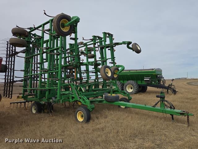 Image of John Deere 2210 equipment image 3