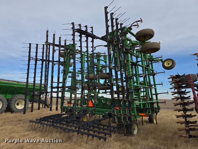 Image of John Deere 2210 equipment image 4