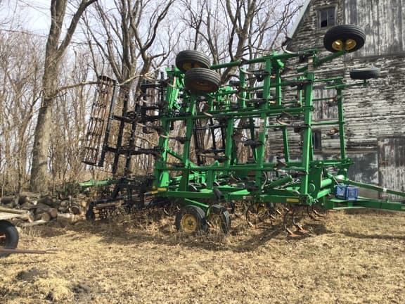 Image of John Deere 2210LL equipment image 3