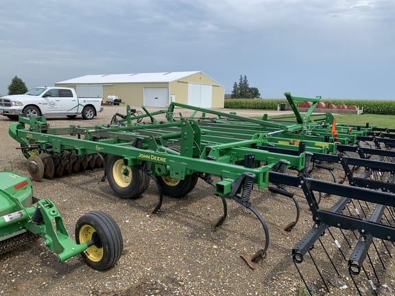 Main image John Deere 2310