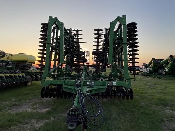 Image of John Deere 2310 equipment image 1
