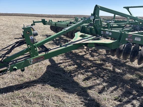 Image of John Deere 2310 equipment image 1