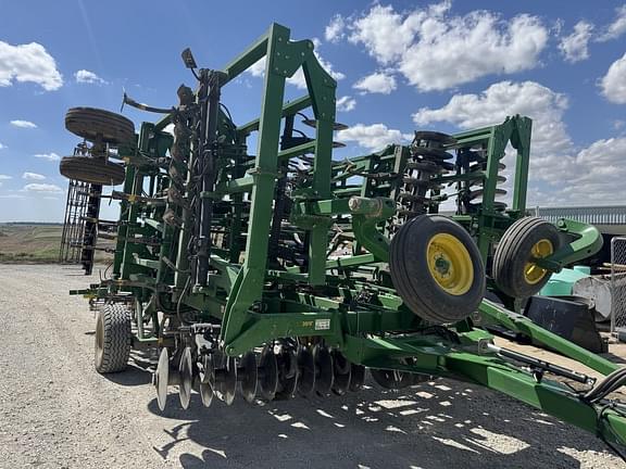 Image of John Deere 2310 equipment image 2