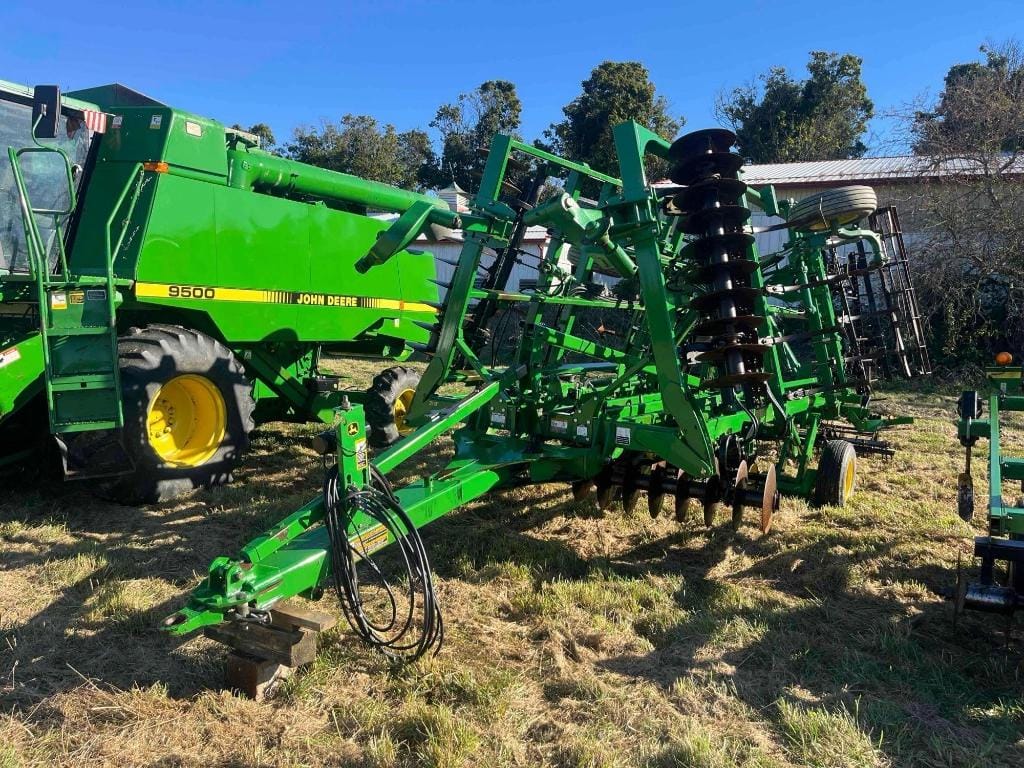 2012 John Deere 2310 Equipment Image0