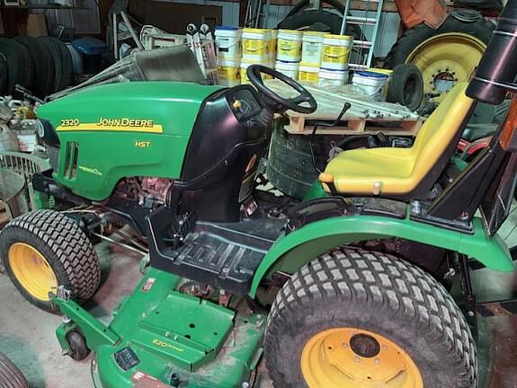 Image of John Deere 2320 equipment image 1