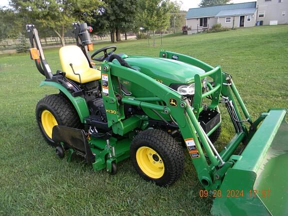 Image of John Deere 2320 Primary image