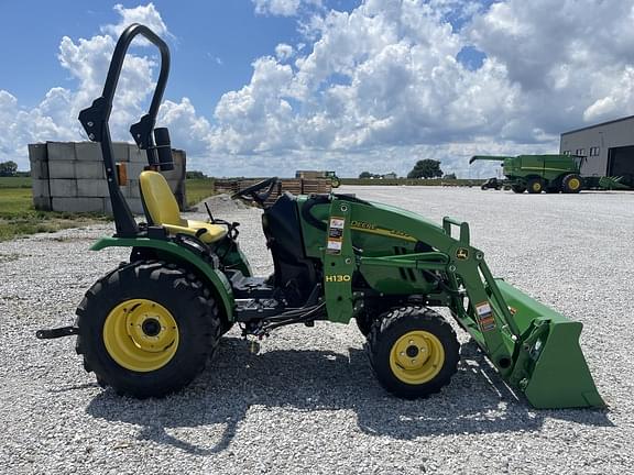 Image of John Deere 2320 equipment image 3