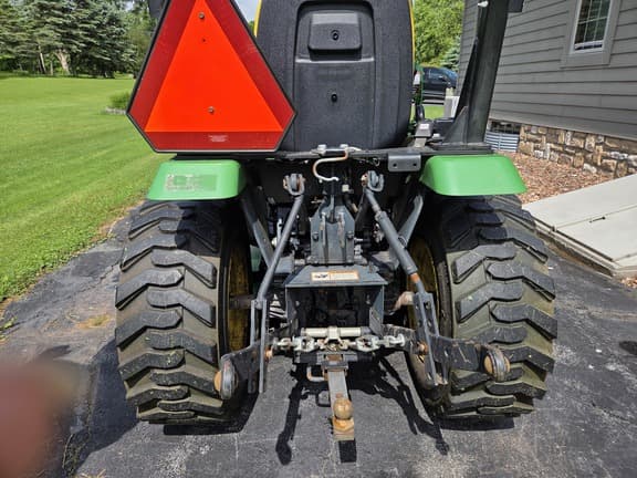 Image of John Deere 2320 equipment image 2