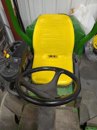 Image of John Deere 2500B equipment image 3