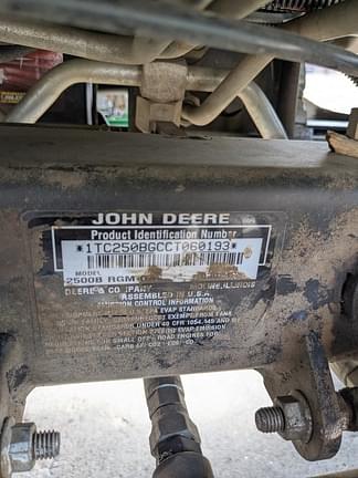 Image of John Deere 2500B equipment image 1