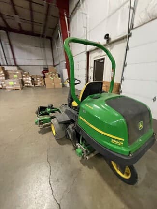 Image of John Deere 2500B equipment image 1