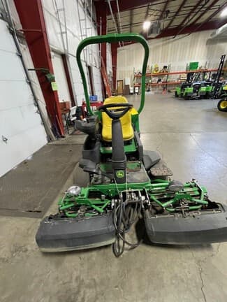 Image of John Deere 2500B equipment image 2
