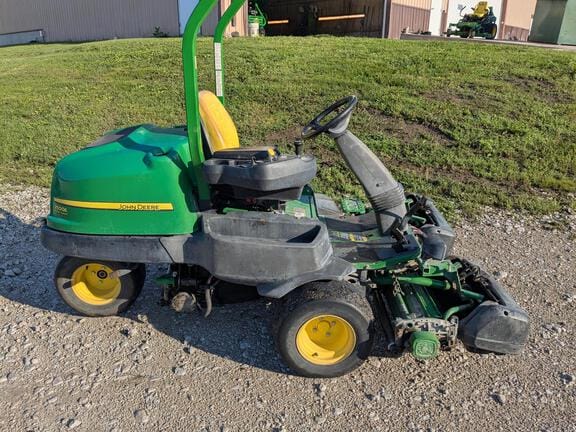 2012 John Deere 2500E Equipment Image0