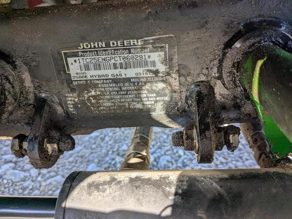 Image of John Deere 2500E equipment image 4