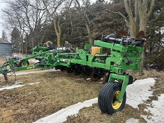 Image of John Deere 2510H equipment image 1