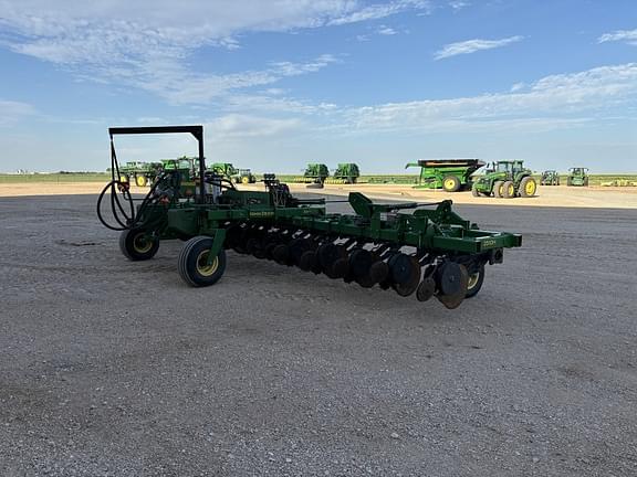 Image of John Deere 2510H equipment image 4