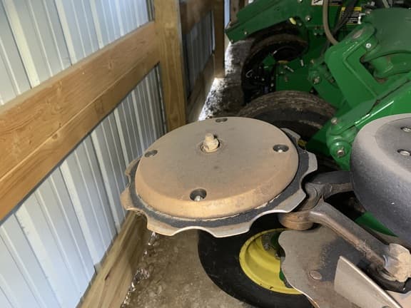 Image of John Deere 2510H equipment image 4