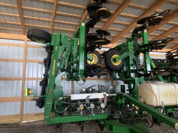 Main image John Deere 2510H