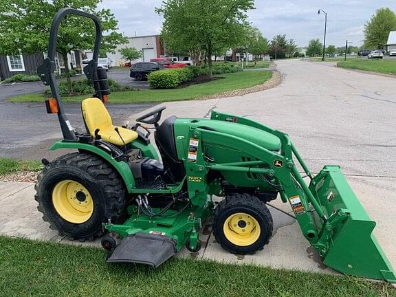 Image of John Deere 2520 equipment image 4