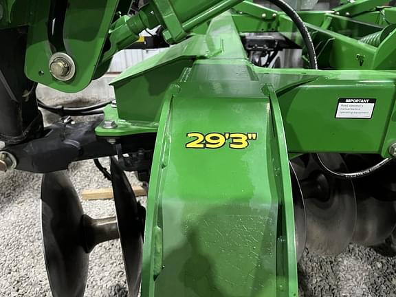 Image of John Deere 2623 equipment image 1