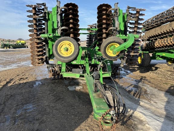Image of John Deere 2623VT equipment image 2