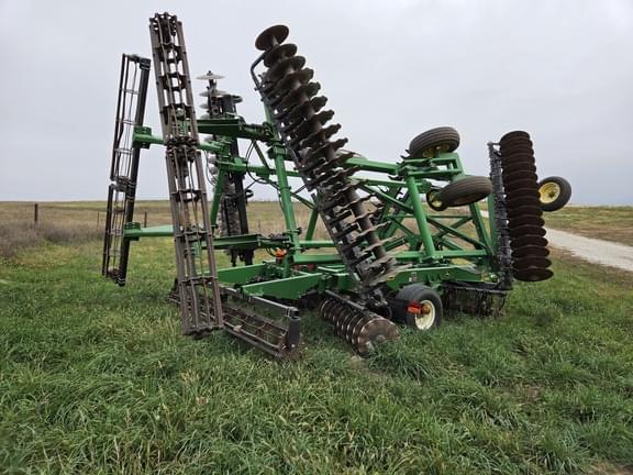 Image of John Deere 2623VT equipment image 4