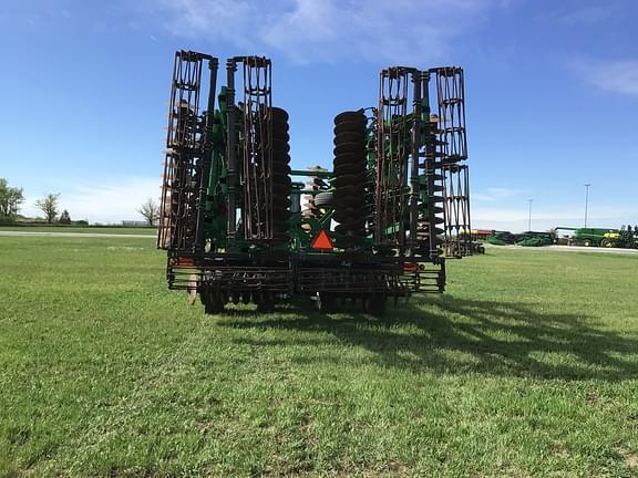 Image of John Deere 2623VT equipment image 4