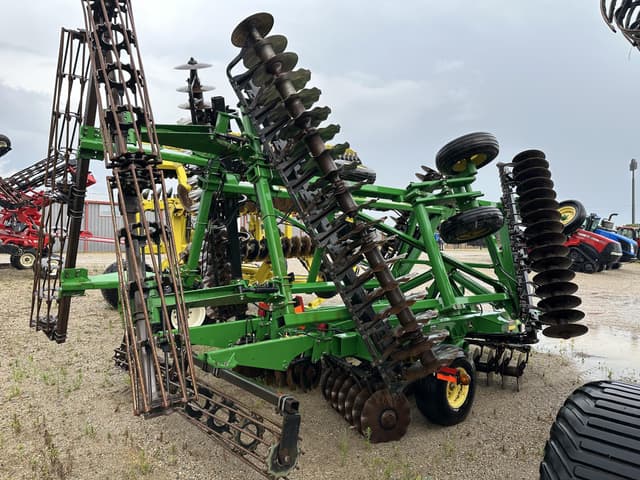 Image of John Deere 2623VT equipment image 2