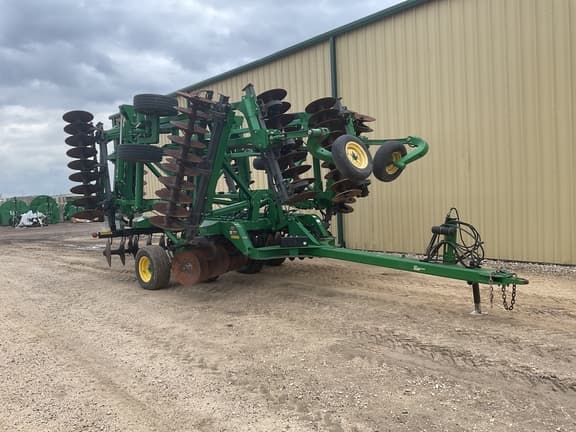 Image of John Deere 2625 equipment image 4