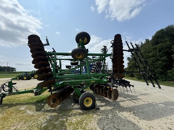 Image of John Deere 2625 equipment image 1