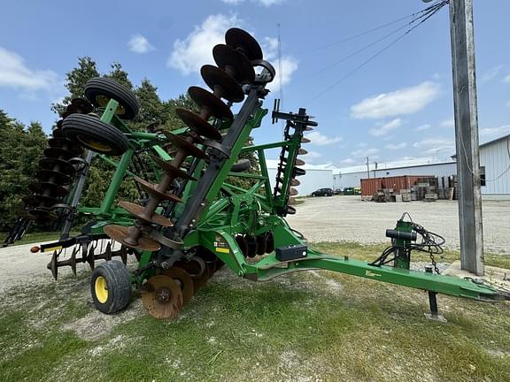 Image of John Deere 2625 equipment image 4