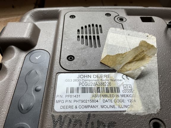 Image of John Deere GS3 2630 Image 1