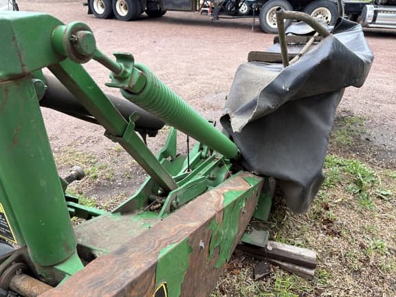 Image of John Deere 265 equipment image 3