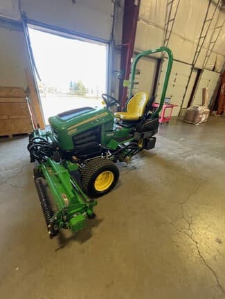 Image of John Deere 2653B equipment image 2