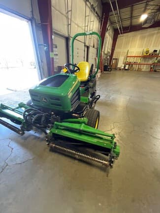 Image of John Deere 2653B equipment image 3