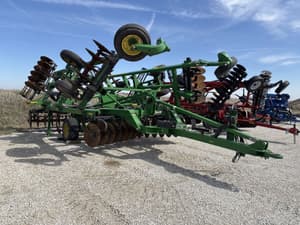 2012 John Deere 2720 Image