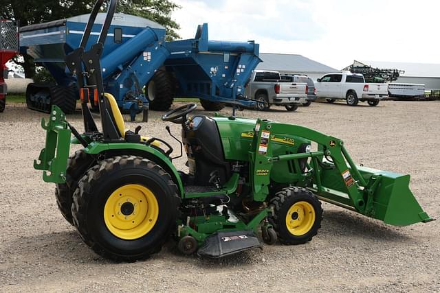 Image of John Deere 2720 equipment image 4