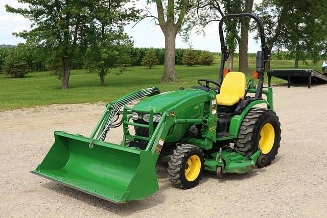 Image of John Deere 2720 equipment image 1
